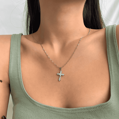 [Luxe Jewelry]Delicate Cross Shape Necklace