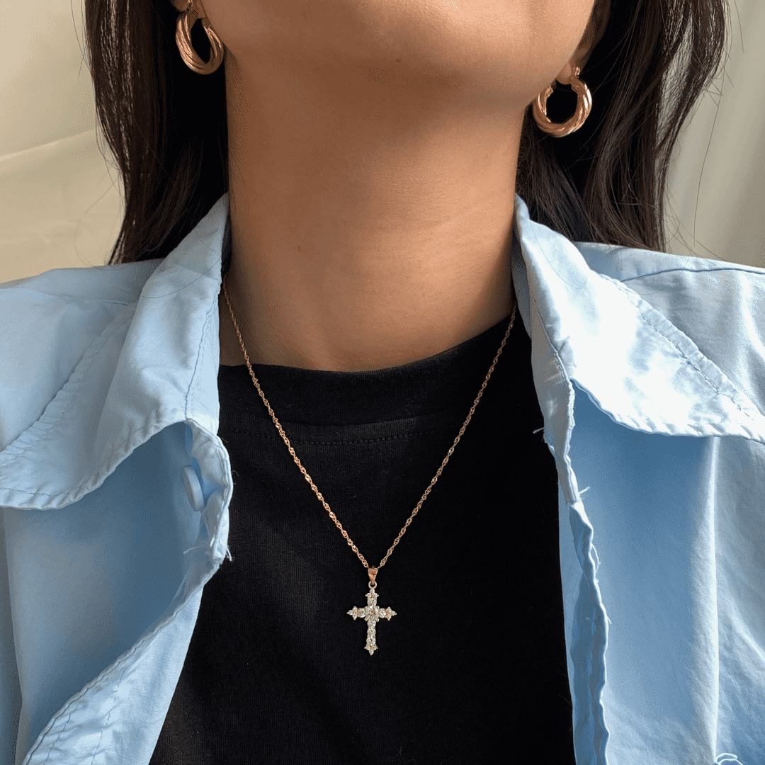 [Luxe Jewelry]Delicate Cross Shape Necklace