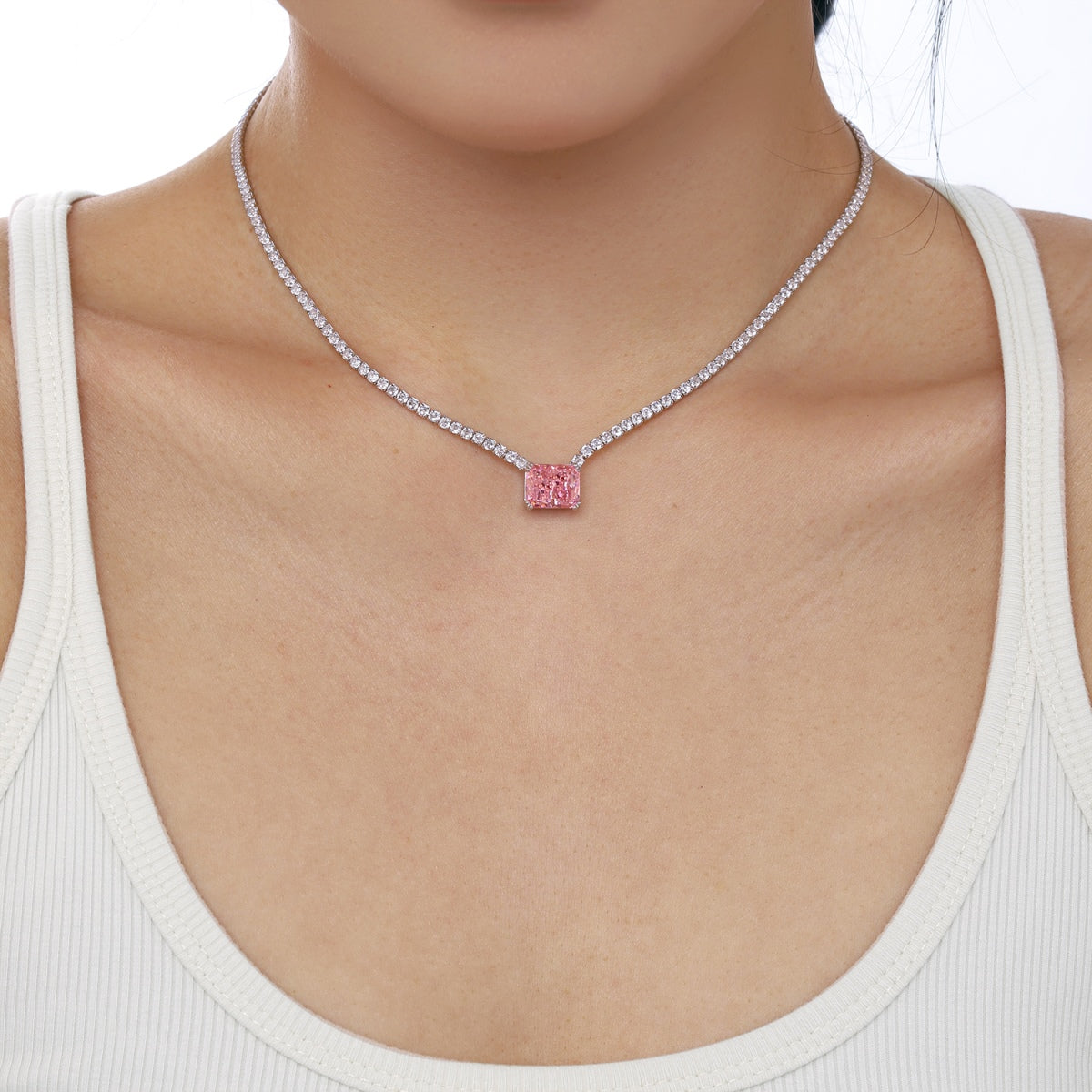 [Luxe Jewelry]4.0 Carat Elegant Radiant Cut Necklace