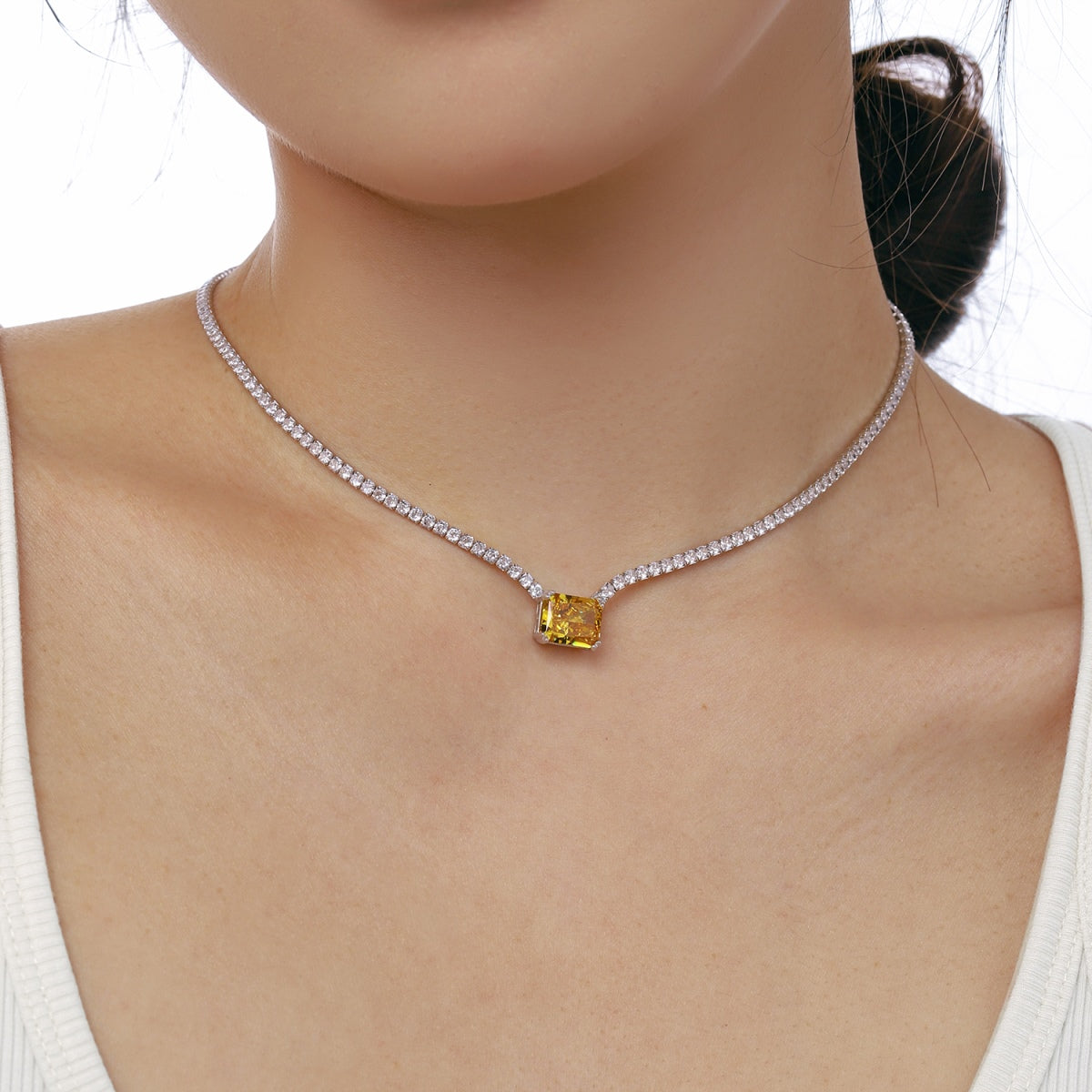 [Luxe Jewelry]4.0 Carat Elegant Radiant Cut Necklace