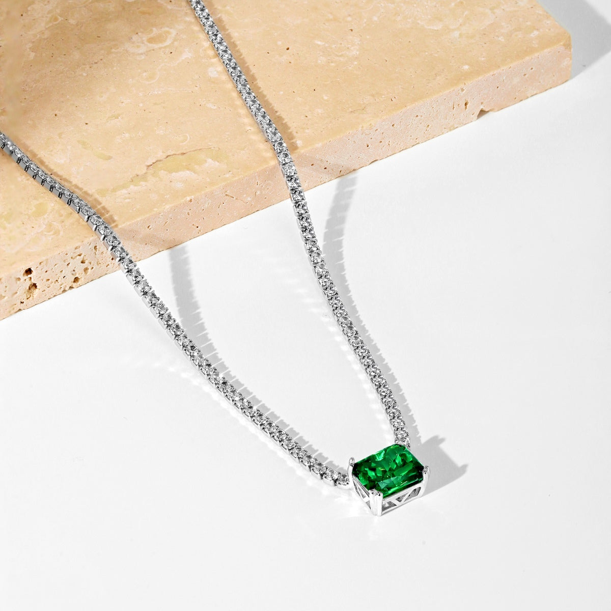 [Luxe Jewelry]4.0 Carat Elegant Radiant Cut Necklace