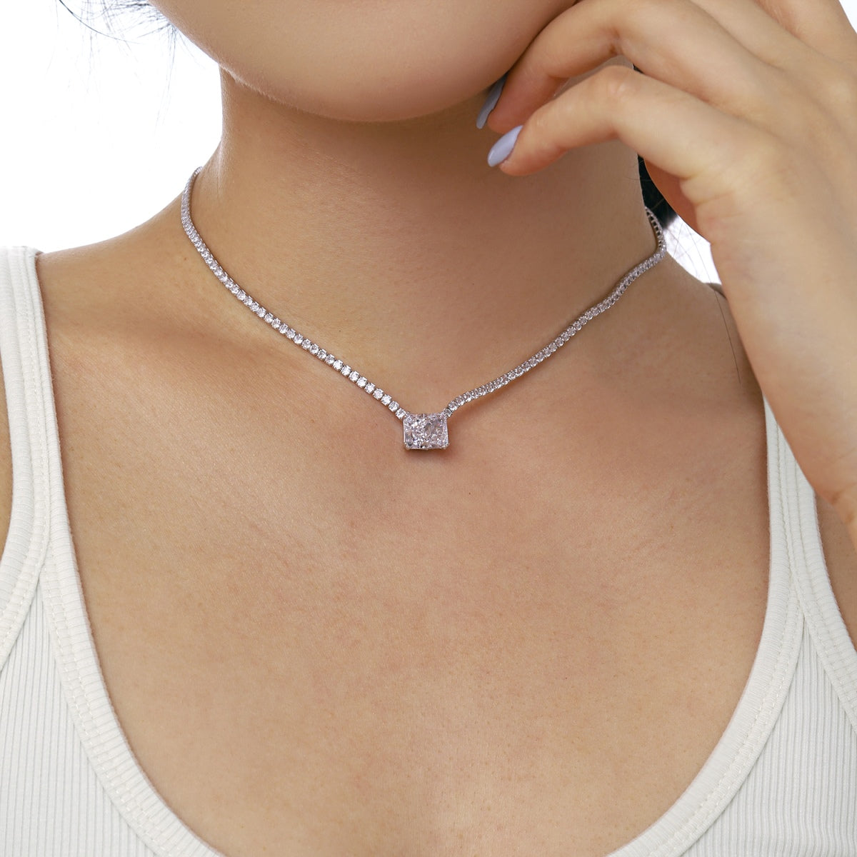 [Luxe Jewelry]4.0 Carat Elegant Radiant Cut Necklace