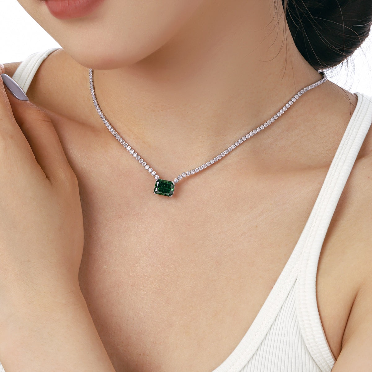 [Luxe Jewelry]4.0 Carat Elegant Radiant Cut Necklace