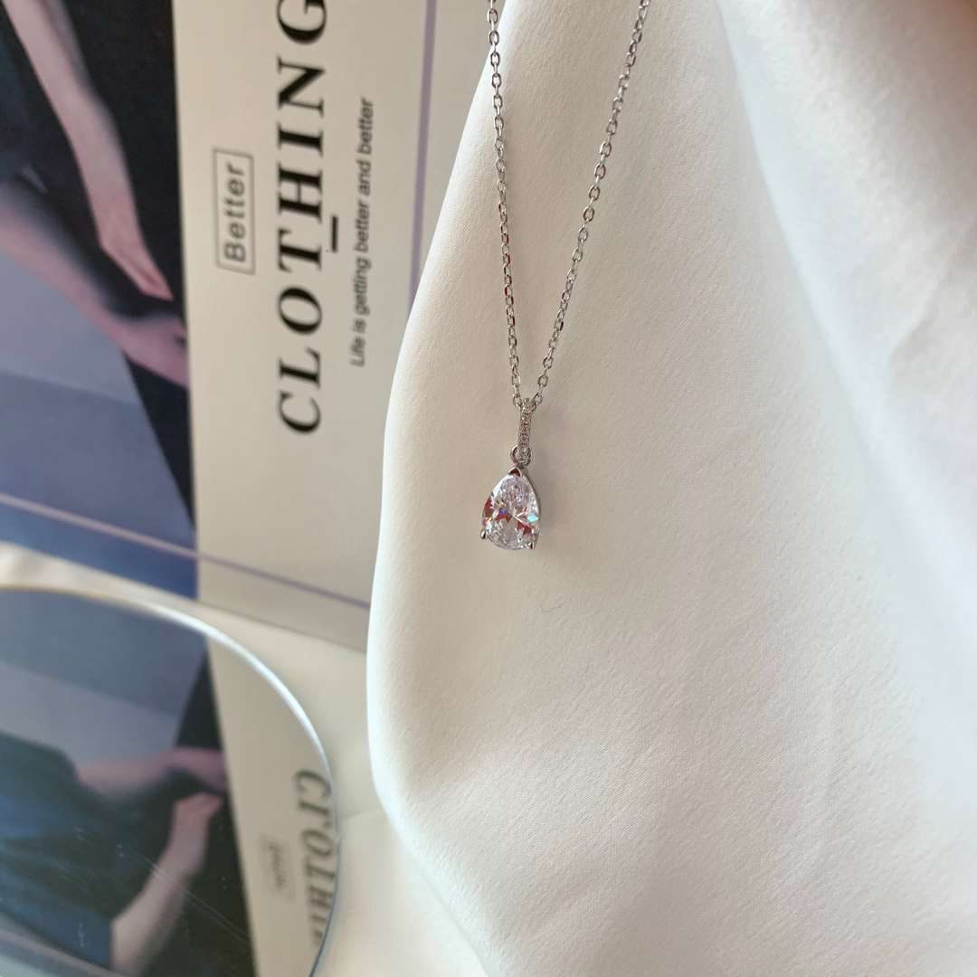 [Luxe Jewelry]Delicate Water Drop Shape Fashion Necklace
