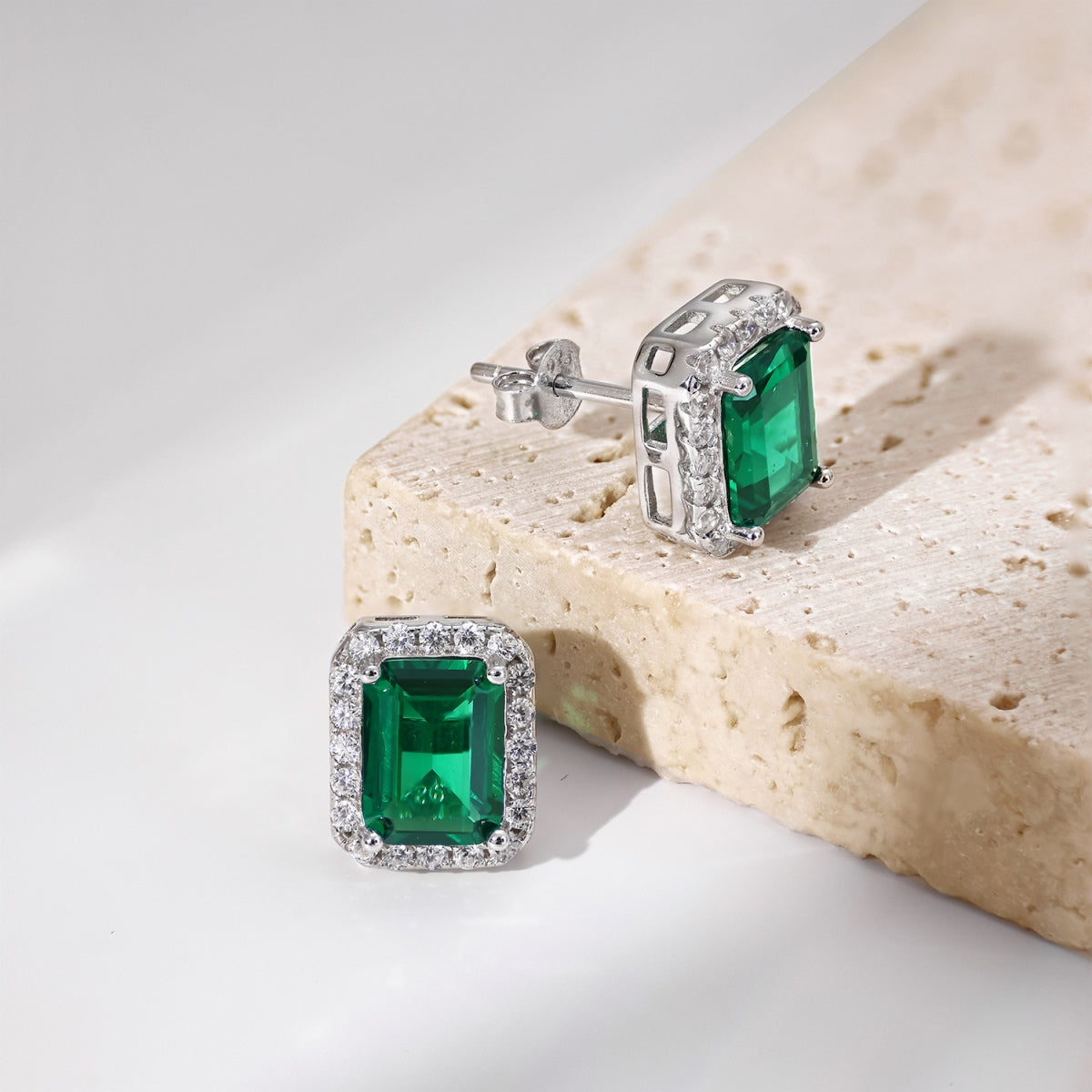 [Luxe Jewelry]Luxurious Dainty Emerald Cut Banquet Earrings