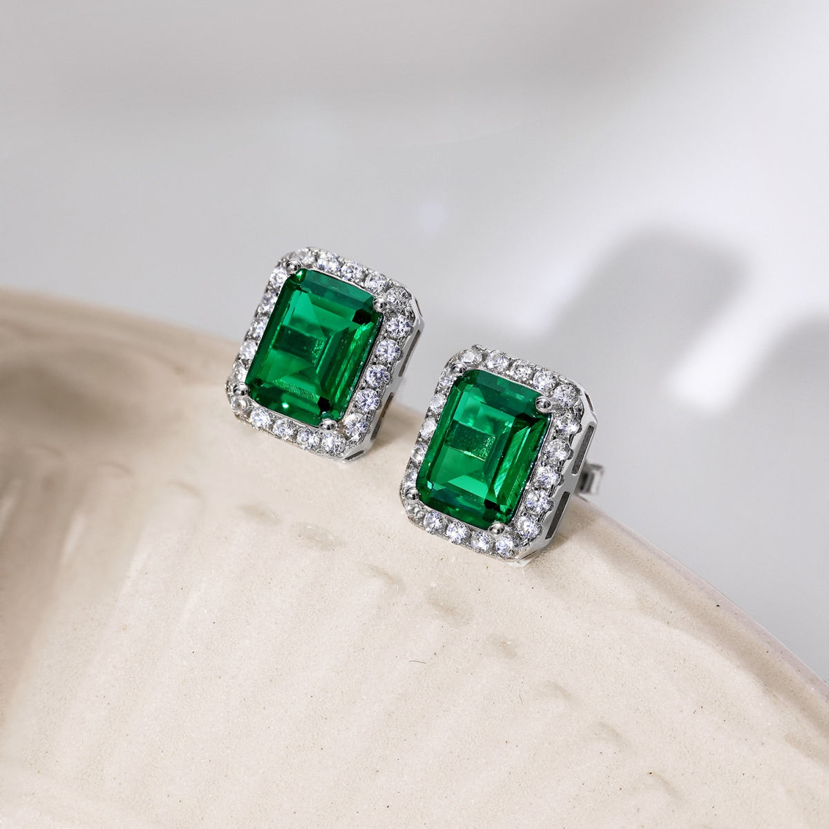 [Luxe Jewelry]Luxurious Dainty Emerald Cut Banquet Earrings
