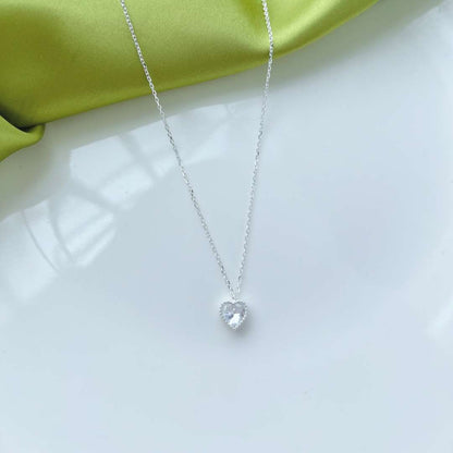 [Luxe Jewelry]Ornate Heart Shape Necklace
