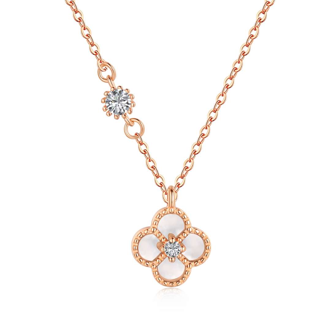 [Luxe Jewelry]Delicate Flower Shape Necklace