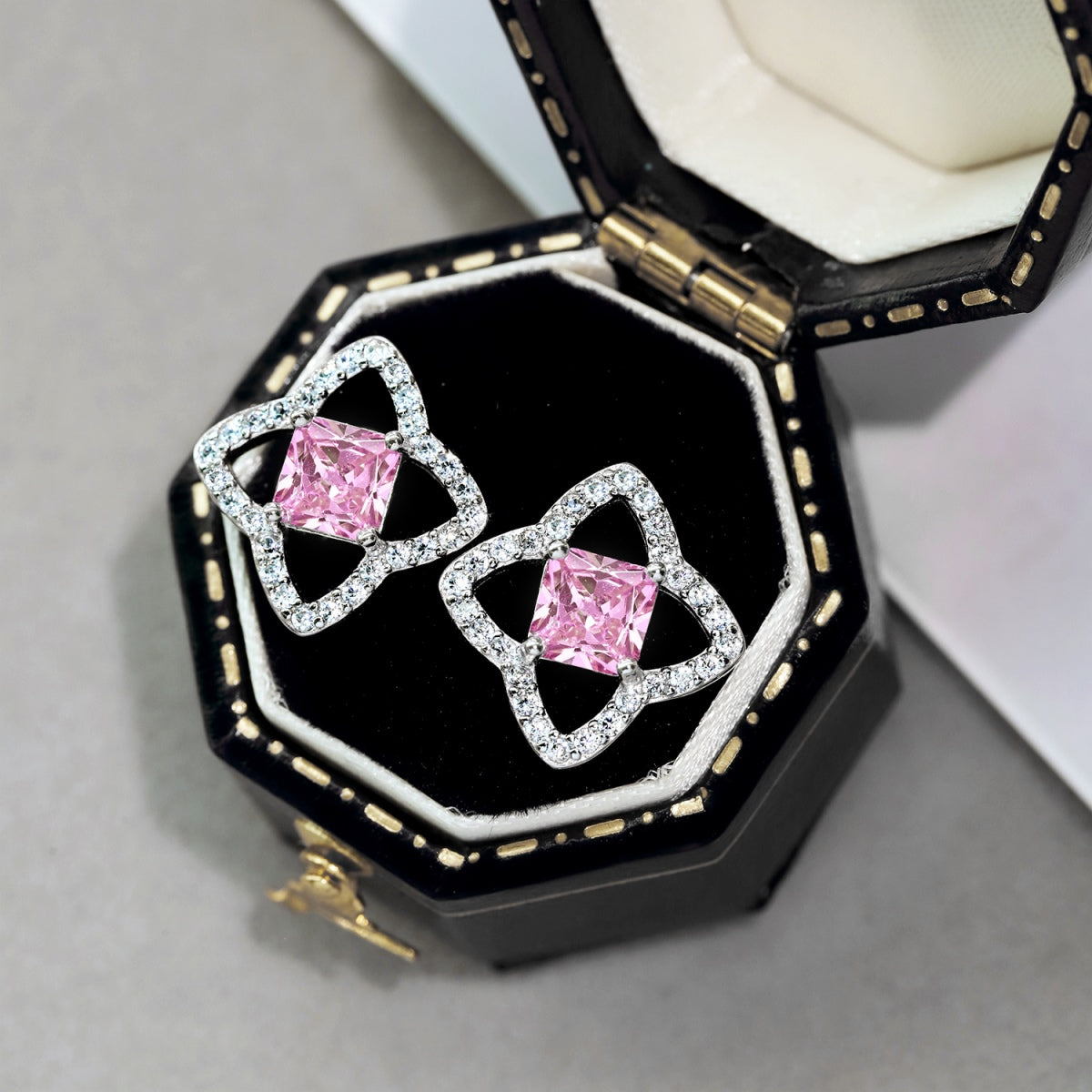 [Luxe Jewelry]Elegant Star Shape Princess Cut Daily Earrings