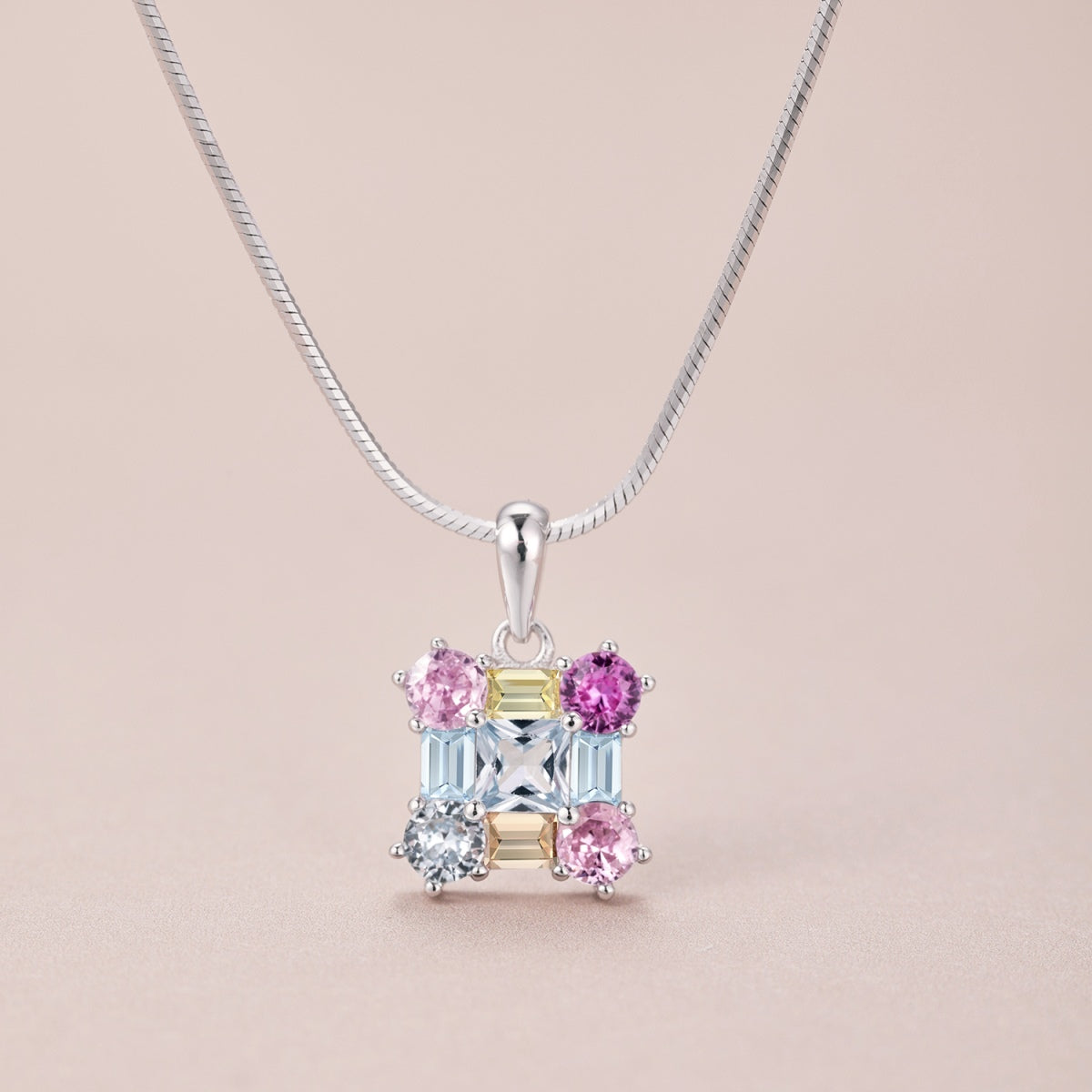 [Luxe Jewelry]Gorgeous Multi Colorful Necklace