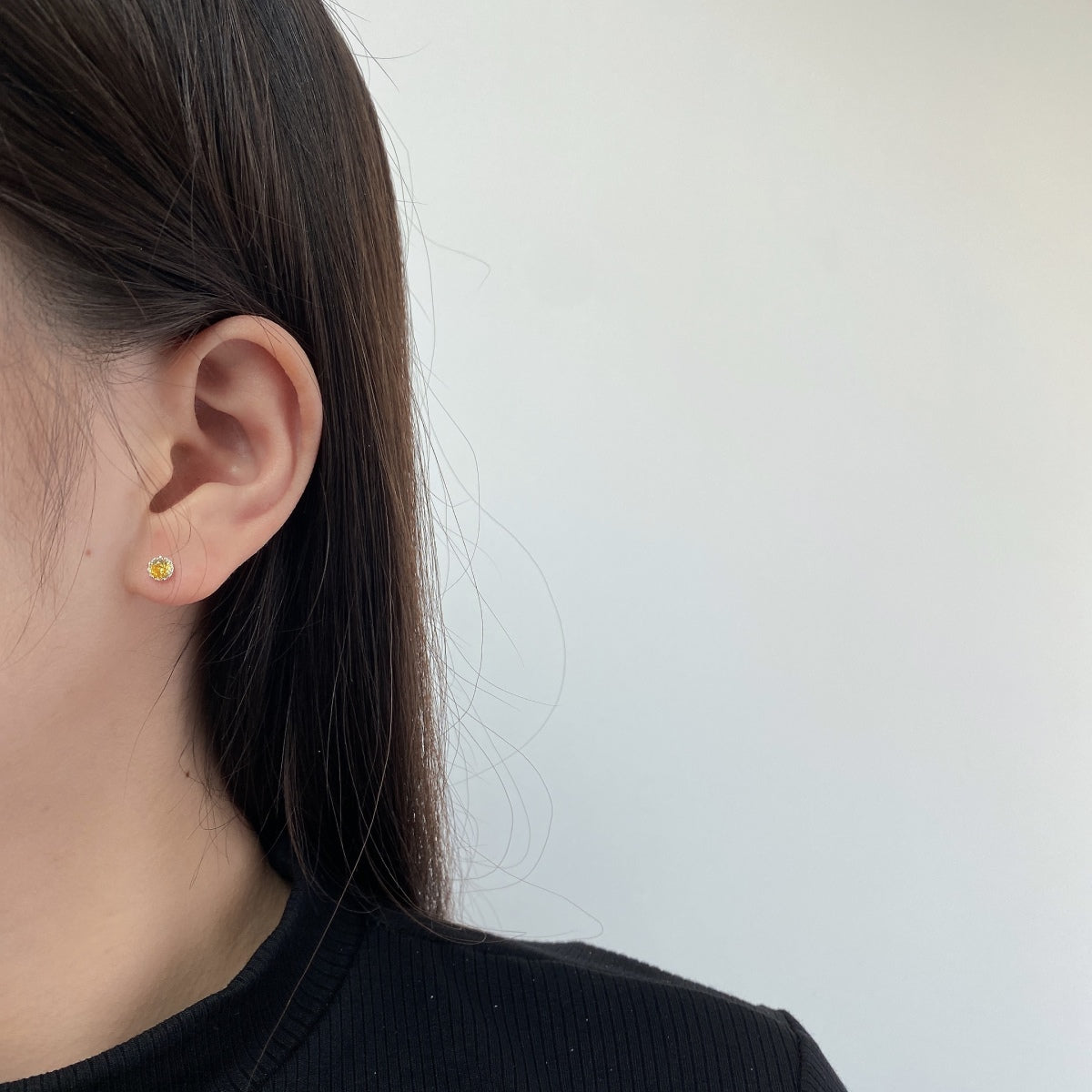 [Luxe Jewelry]Sparkling Colorful Round Shape Earrings