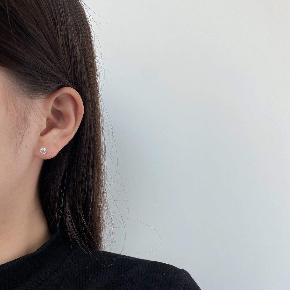 [Luxe Jewelry]Sparkling Colorful Round Shape Earrings