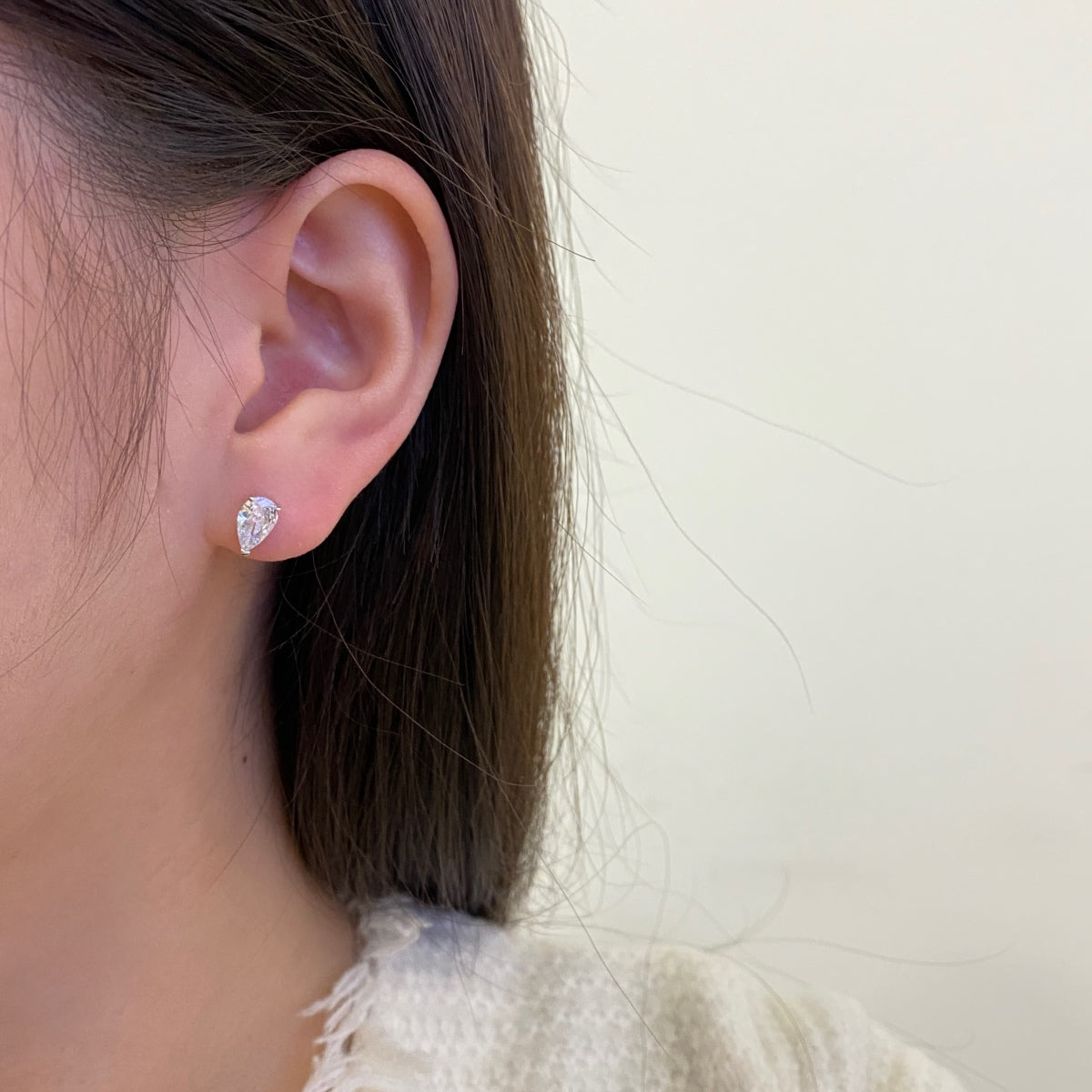 [Luxe Jewelry]Ornate Water Drop Shape Earrings
