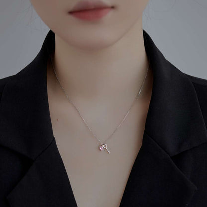[Luxe Jewelry]Unique Heart Shape Key Pendent Necklace