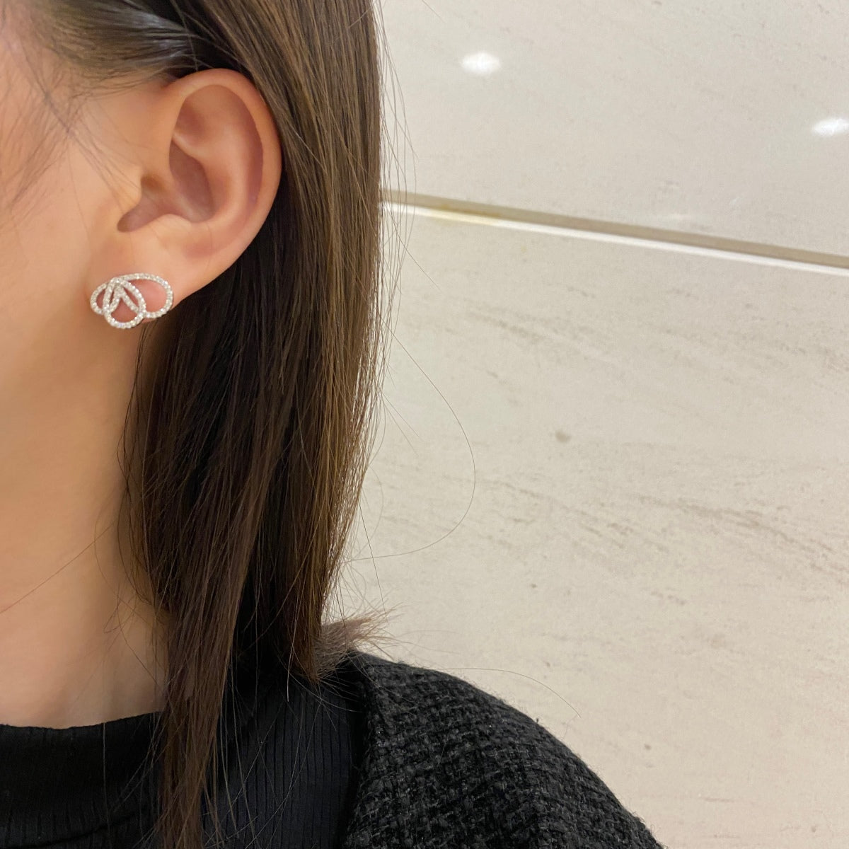 [Luxe Jewelry]Exquisite Butterfly Shape Earrings