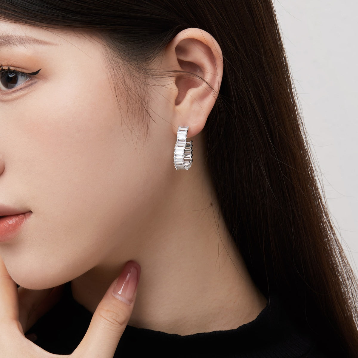 [Luxe Jewelry]Radiant Heart Cutout Earrings