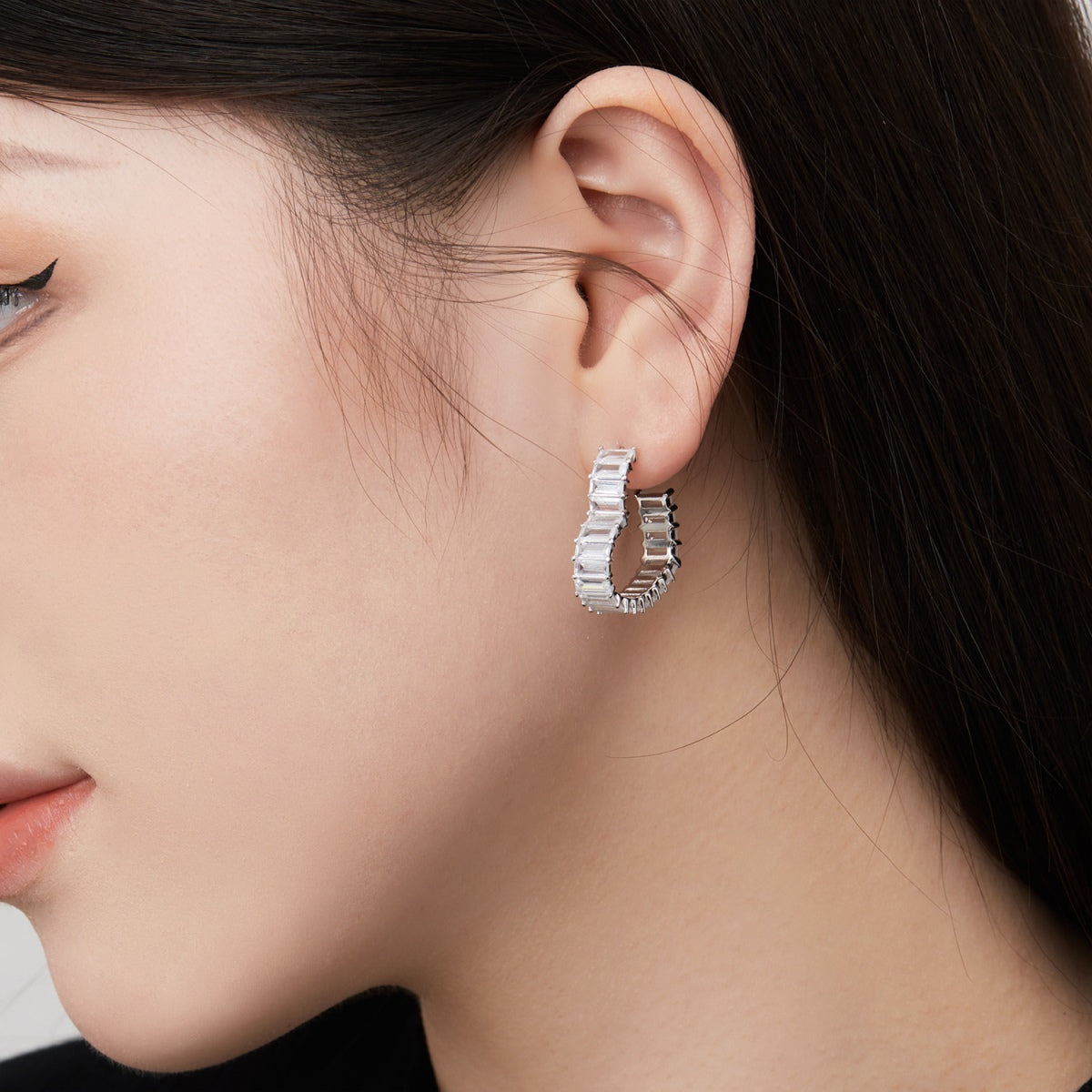 [Luxe Jewelry]Radiant Heart Cutout Earrings