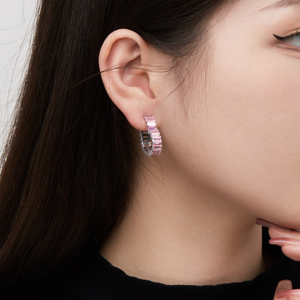 [Luxe Jewelry]Radiant Heart Cutout Earrings