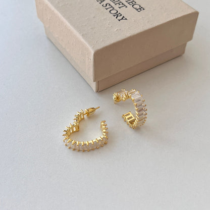 [Luxe Jewelry]Radiant Heart Cutout Earrings