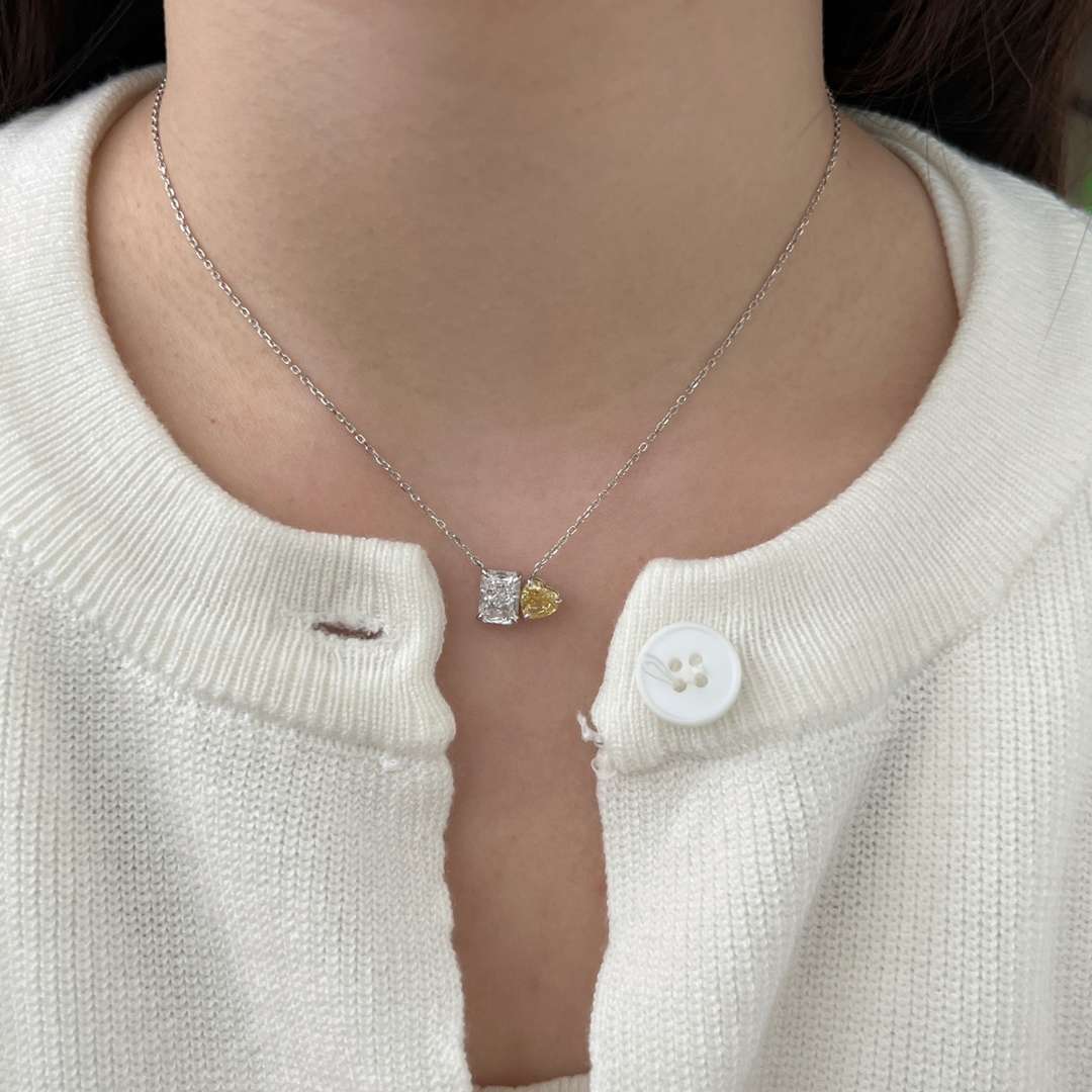 [Luxe Jewelry]Dazzling Square & Heart Shape Necklace