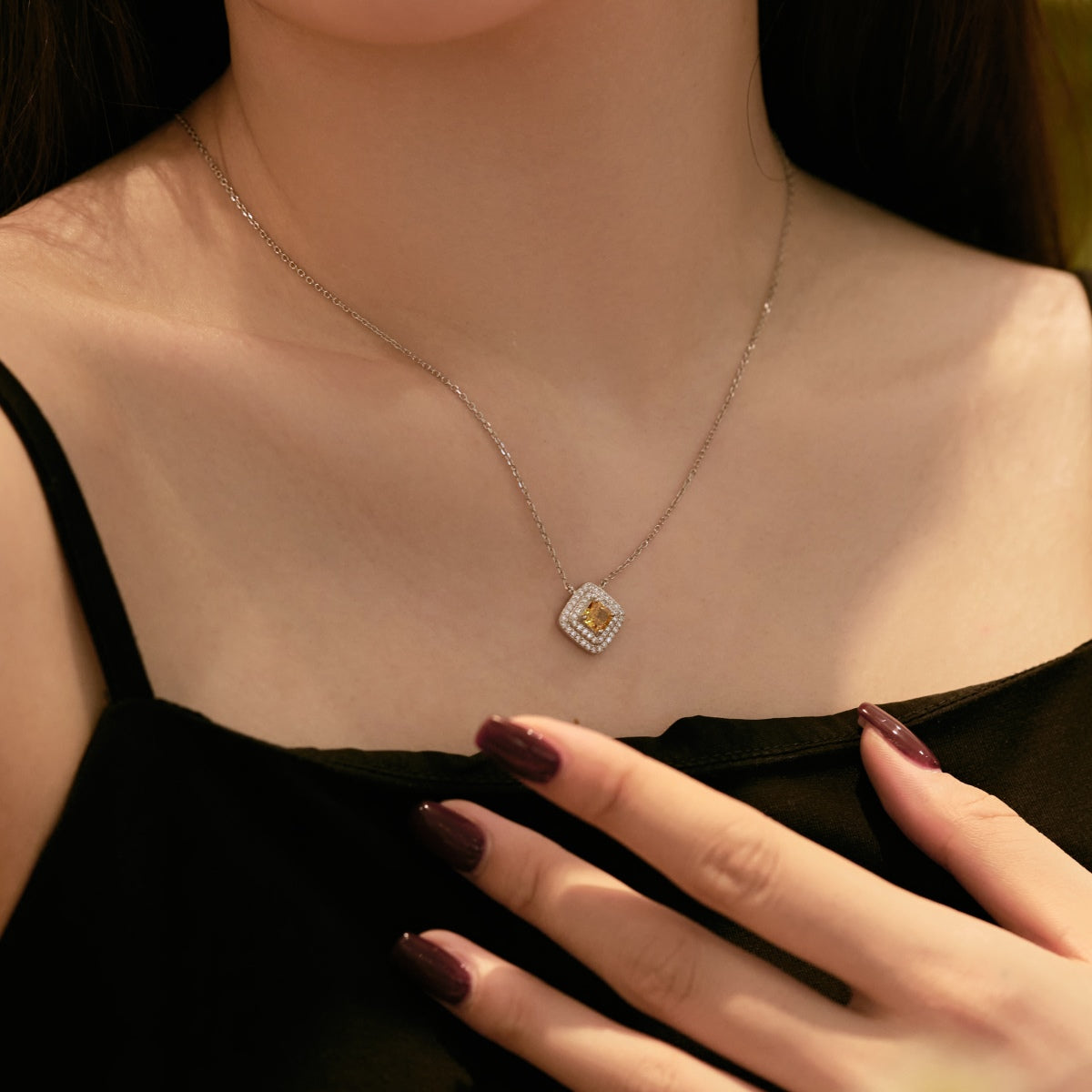 [Luxe Jewelry]Sparkling Asscher Cut Necklace