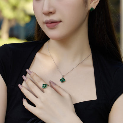 [Luxe Jewelry]Heart-Shaped Four-Leaf Clover Bead Necklace