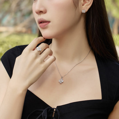 [Luxe Jewelry]Heart-Shaped Four-Leaf Clover Bead Necklace