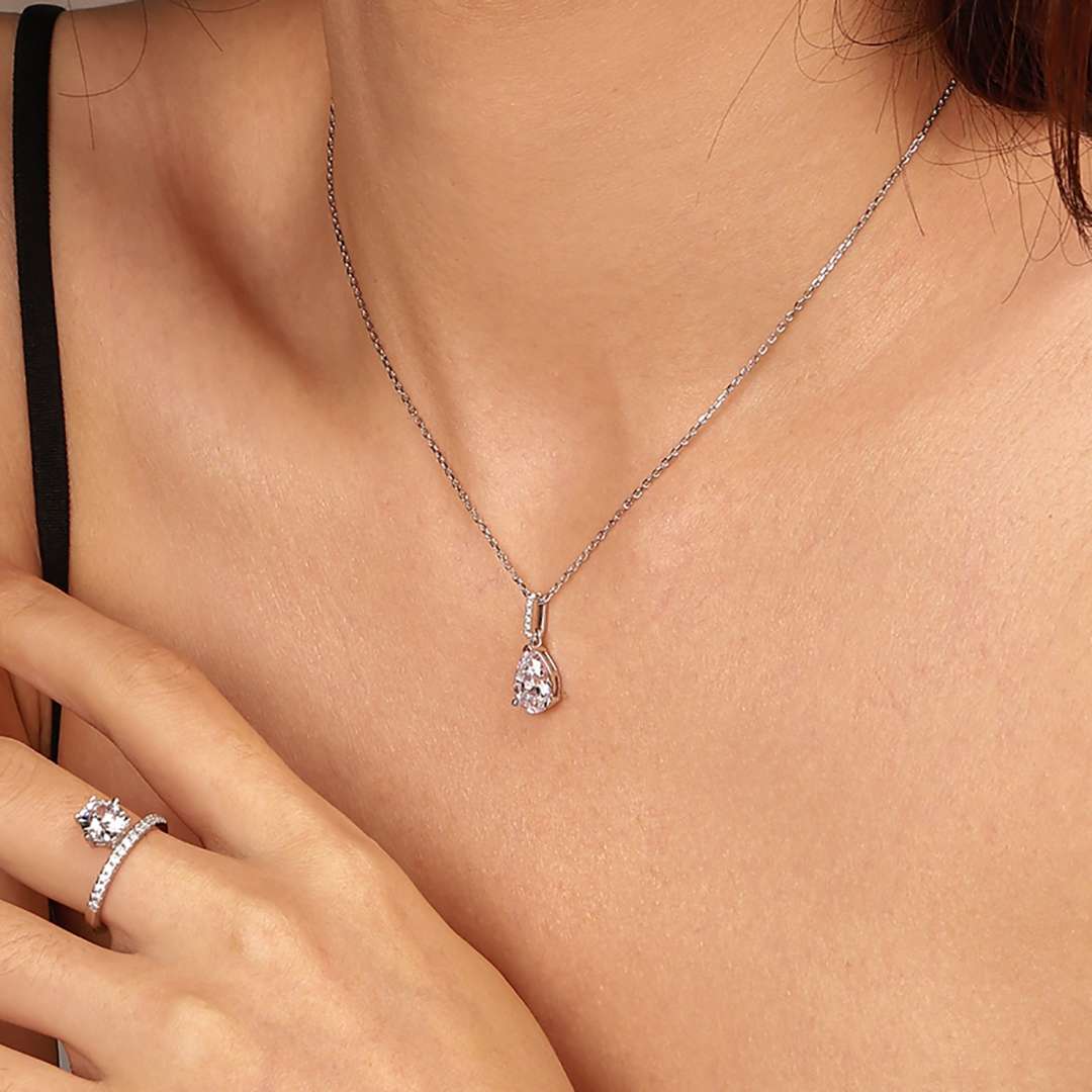 [Luxe Jewelry]Delicate Water Drop Shape Fashion Necklace