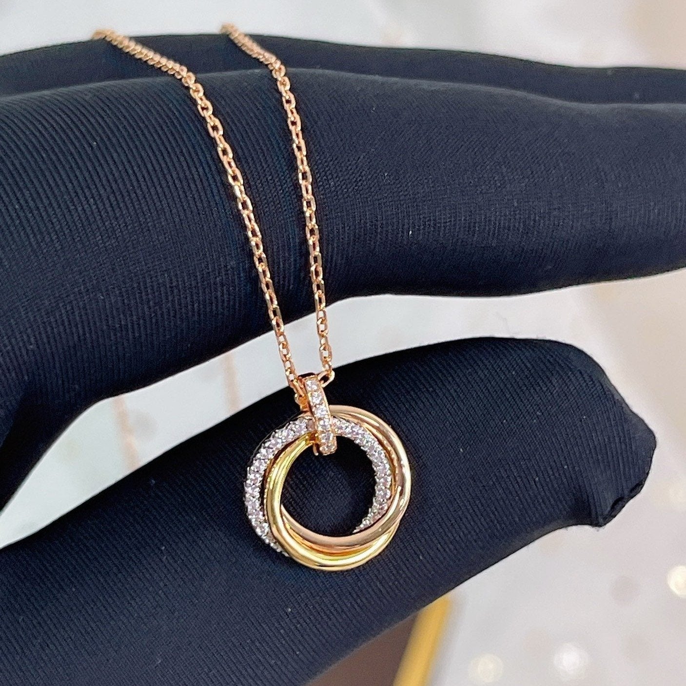 [Luxe Jewelry]TRINITY NECKLACE SILVER GOLD PINK GOLD DIAMONDS