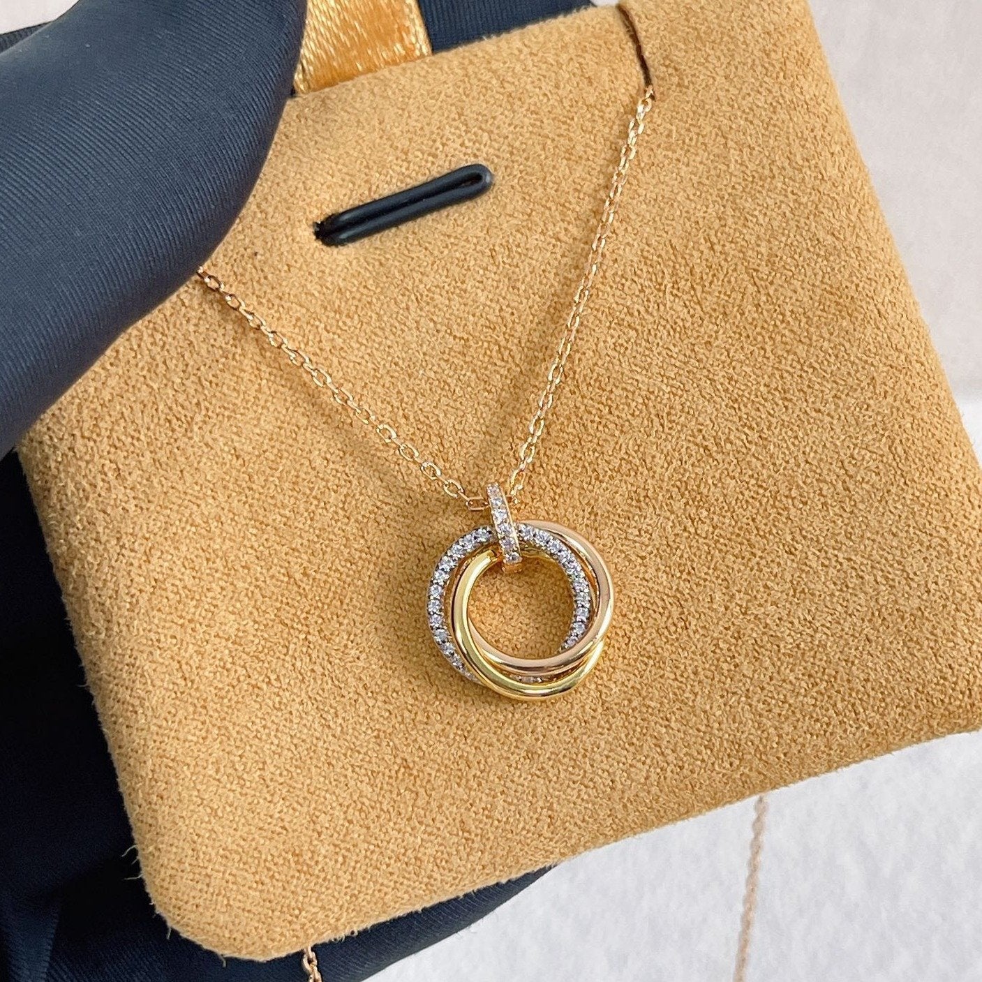 [Luxe Jewelry]TRINITY NECKLACE SILVER GOLD PINK GOLD DIAMONDS