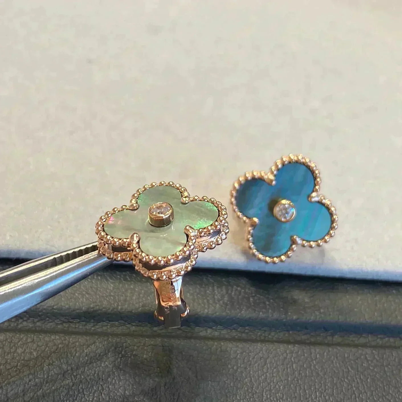 [Luxe Jewelry]CLOVER MEDIUM 1 MOTIFS GRAY MOP  DIAMOND EARRINGS