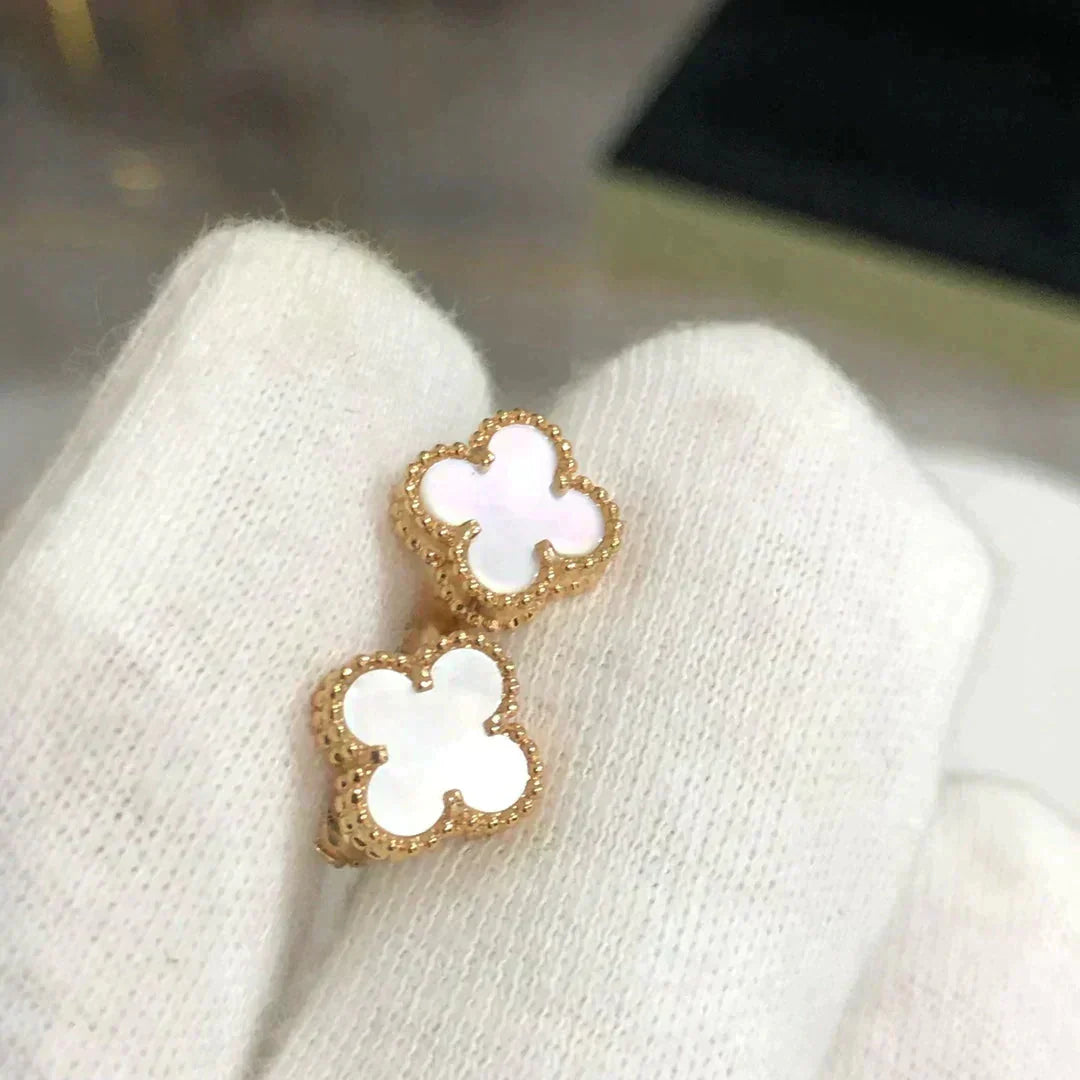 [Luxe Jewelry]CLOVER MINI 9.5MM WHITE MOP EARRINGS
