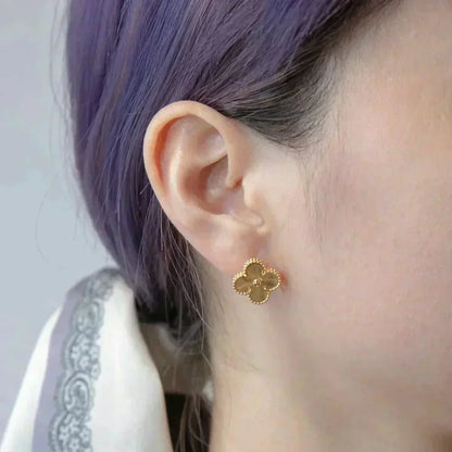 [Luxe Jewelry]CLOVER MEDIUM 1 MOTIFS LASER EARRINGS