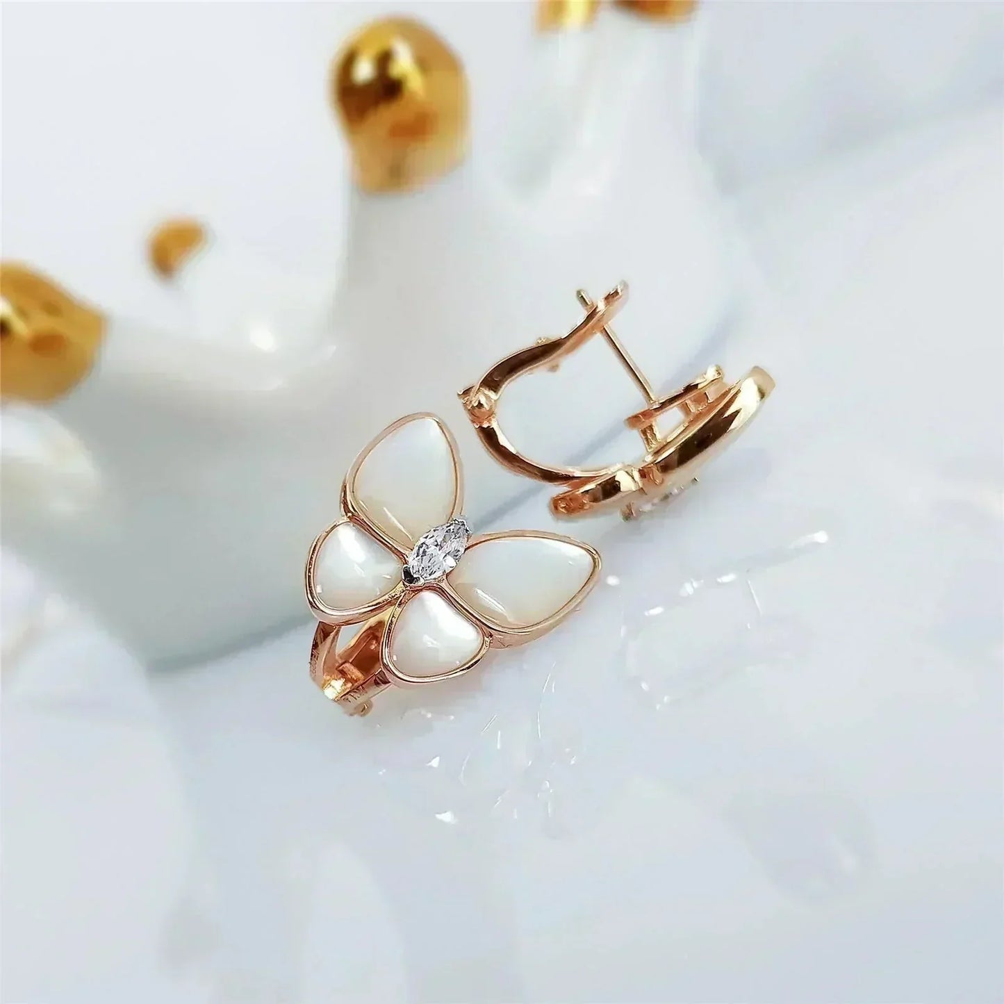 [Luxe Jewelry]BUTTERFLY MOP DIAMOND EARRINGS