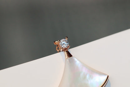 [Luxe Jewelry]DREAM NECKLACE WHITE MOP PINK GOLD 1 DIAMOND