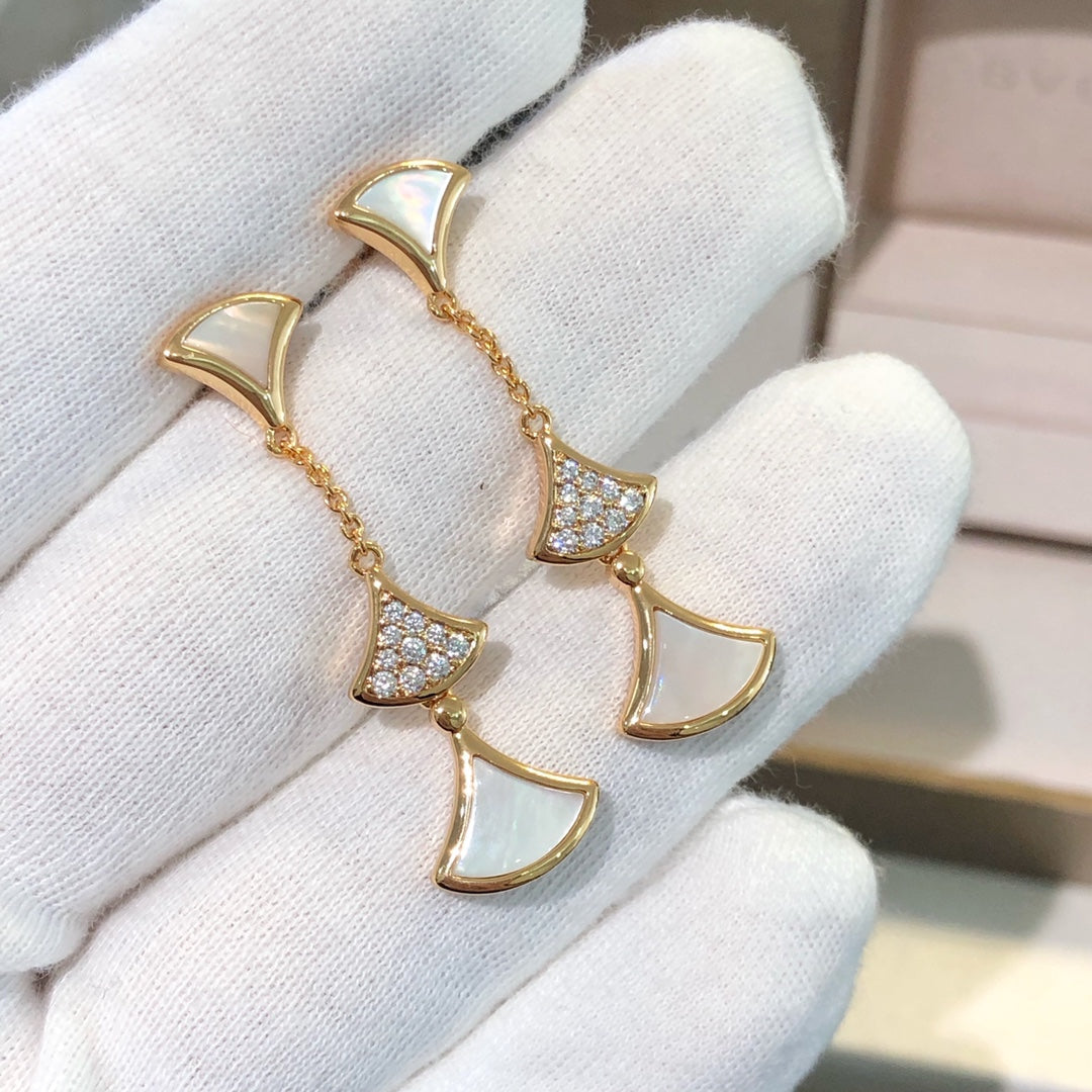 [Luxe Jewelry]DREAM EARRINGS 3 MOTIFS DIAMOND MOP PINK GOLD