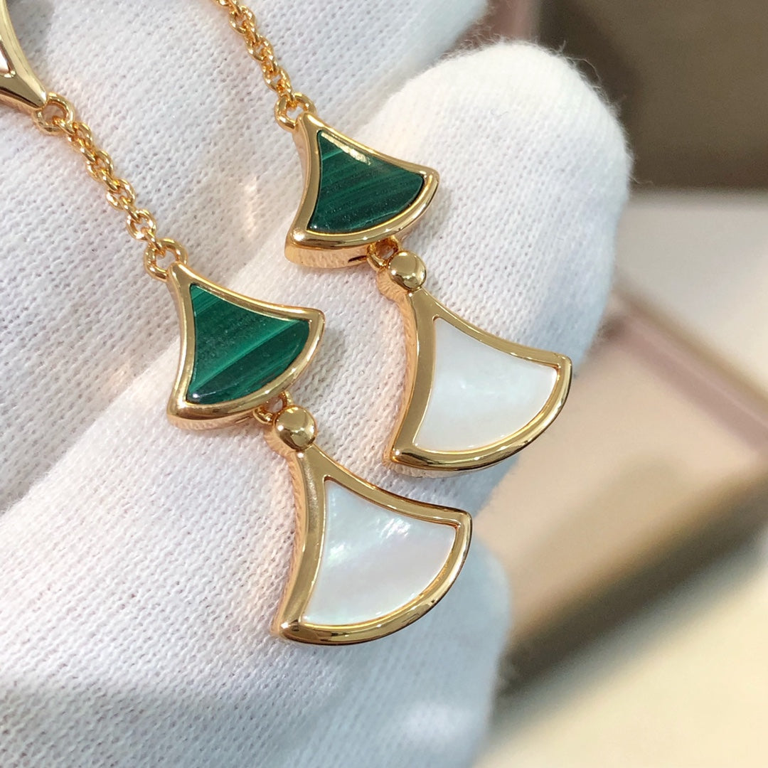 [Luxe Jewelry]DREAM EARRINGS 3 MOTIFS MALACHITE MOP PINK GOLD