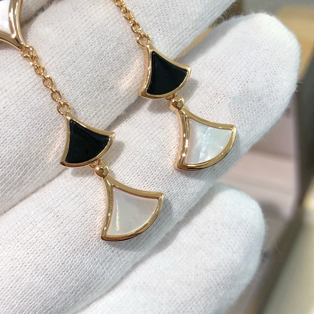 [Luxe Jewelry]DREAM EARRINGS 3 MOTIFS ONYX MOP PINK GOLD