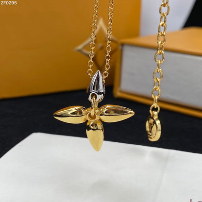 [Luxe Jewelry]LOUISETTE PEDANT GOLD NECKLACE
