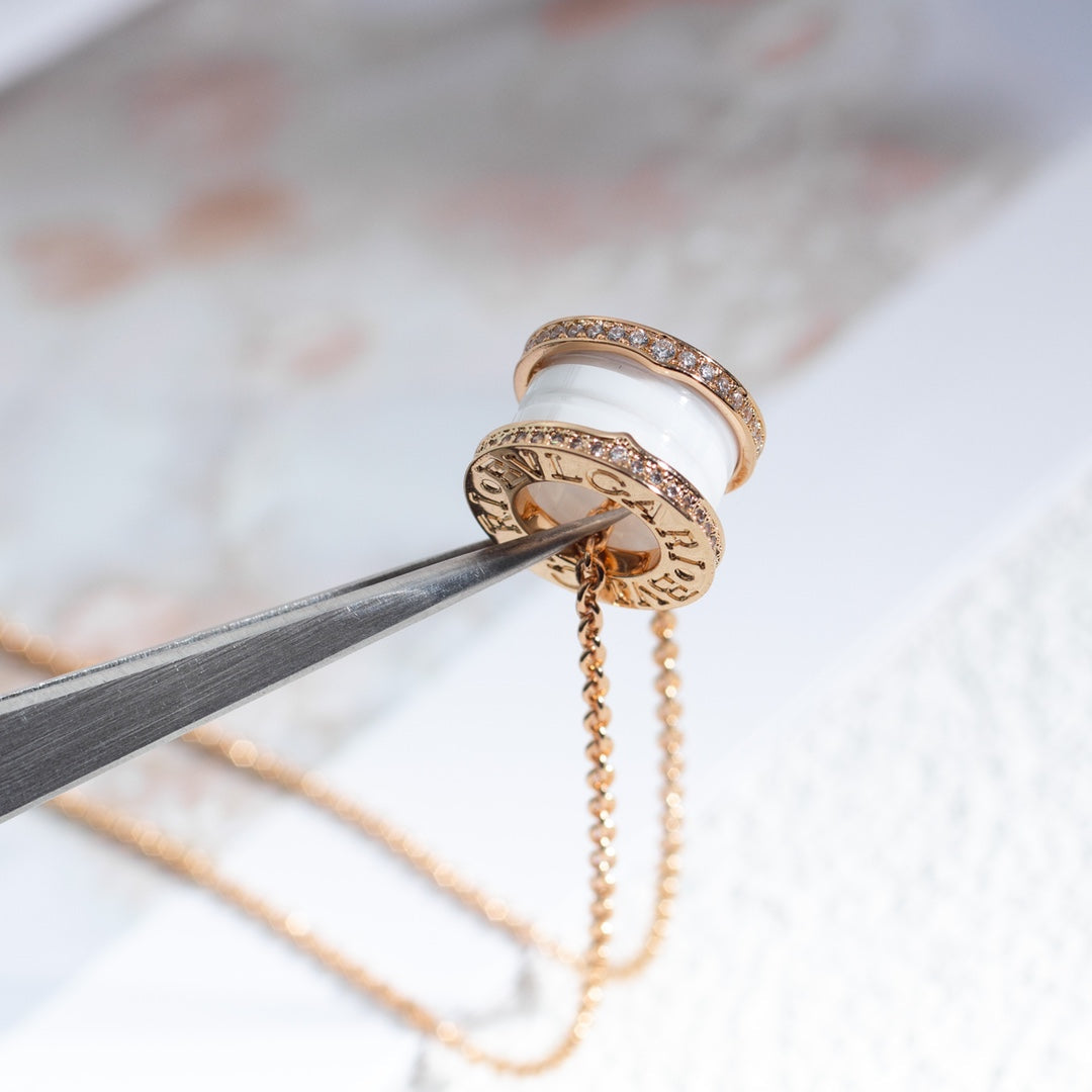 [Luxe Jewelry]ZERO 1 WHITE CERAMIC PINK GOLD DIAMOND NECKLACE
