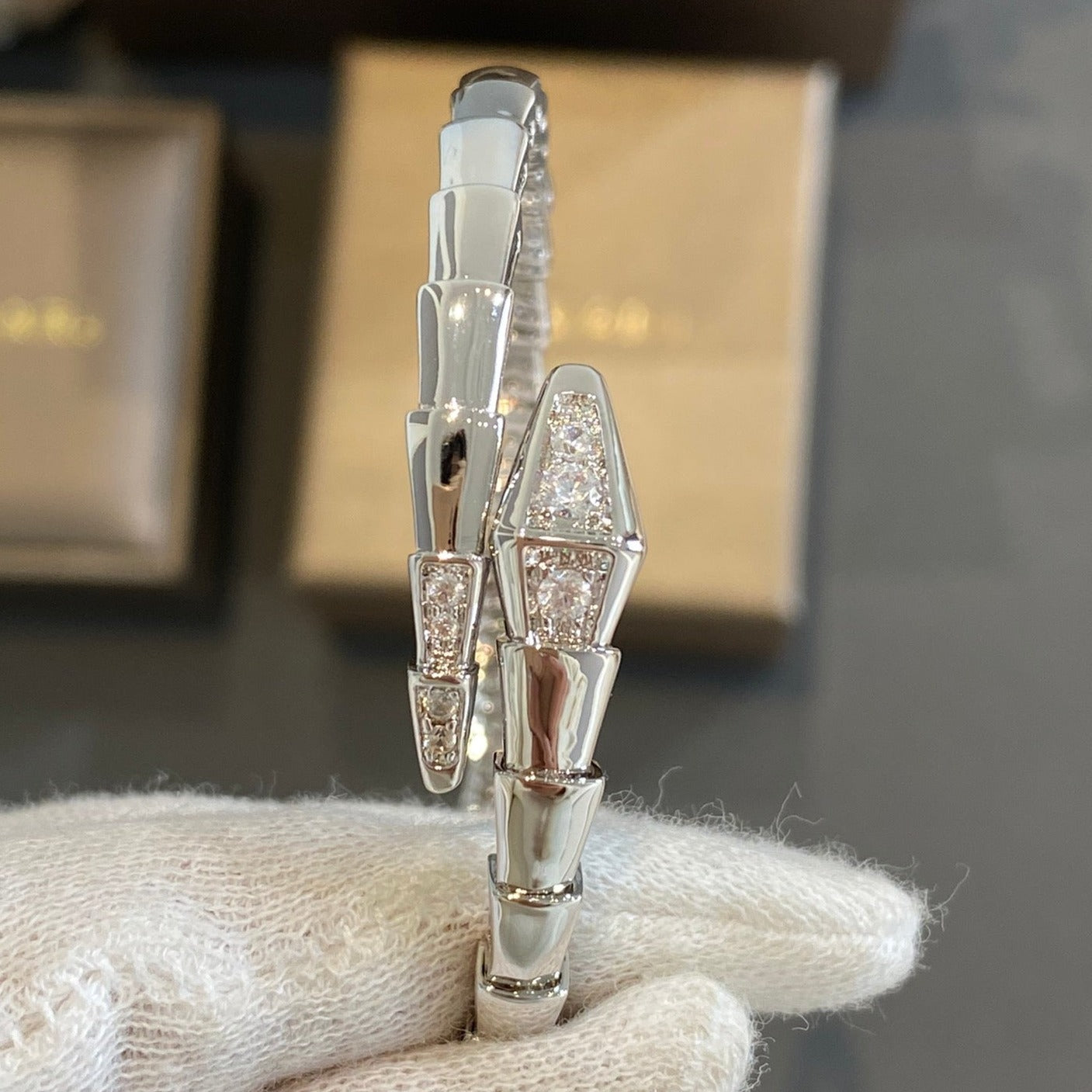 [Luxe Jewelry]SERPENTI BRACELET DIAMONDS SILVER