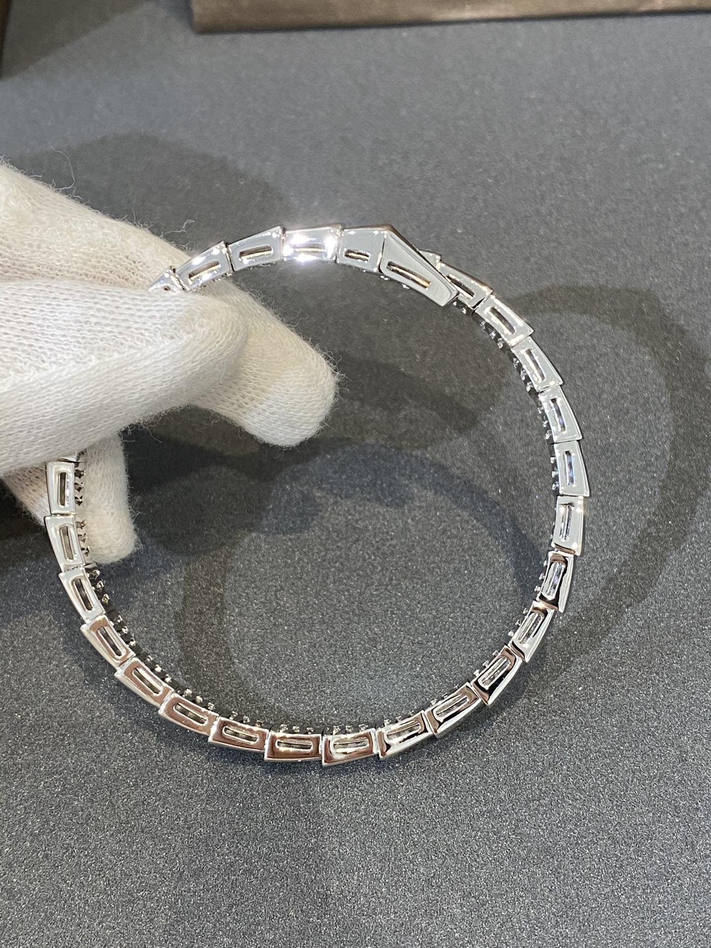 [Luxe Jewelry]SERPENTI BRACELET DIAMONDS SILVER