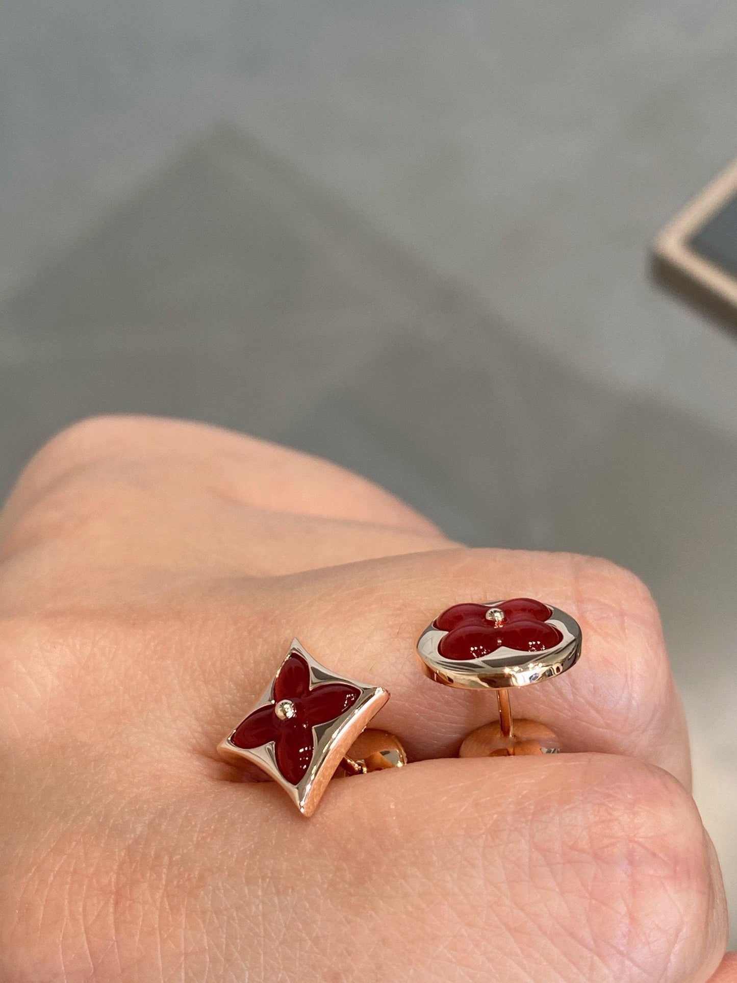 [Luxe Jewelry]STAR AND SUN PINK GOLD CARNELIAN STUD EARRINGS