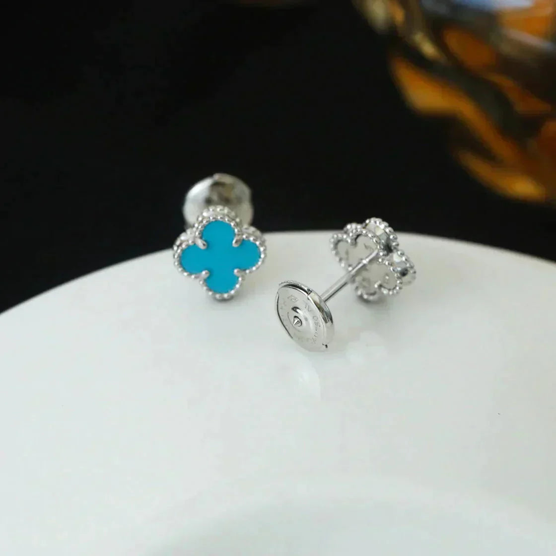 [Luxe Jewelry]CLOVER MINI 9.5MM ONYX STUD EARRINGS SILVER