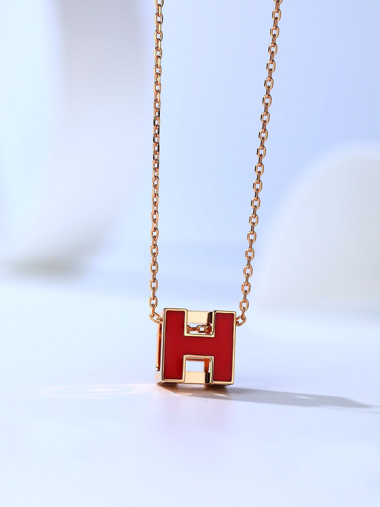 [Luxe Jewelry]H CAGE PINK GOLD NECKLACE