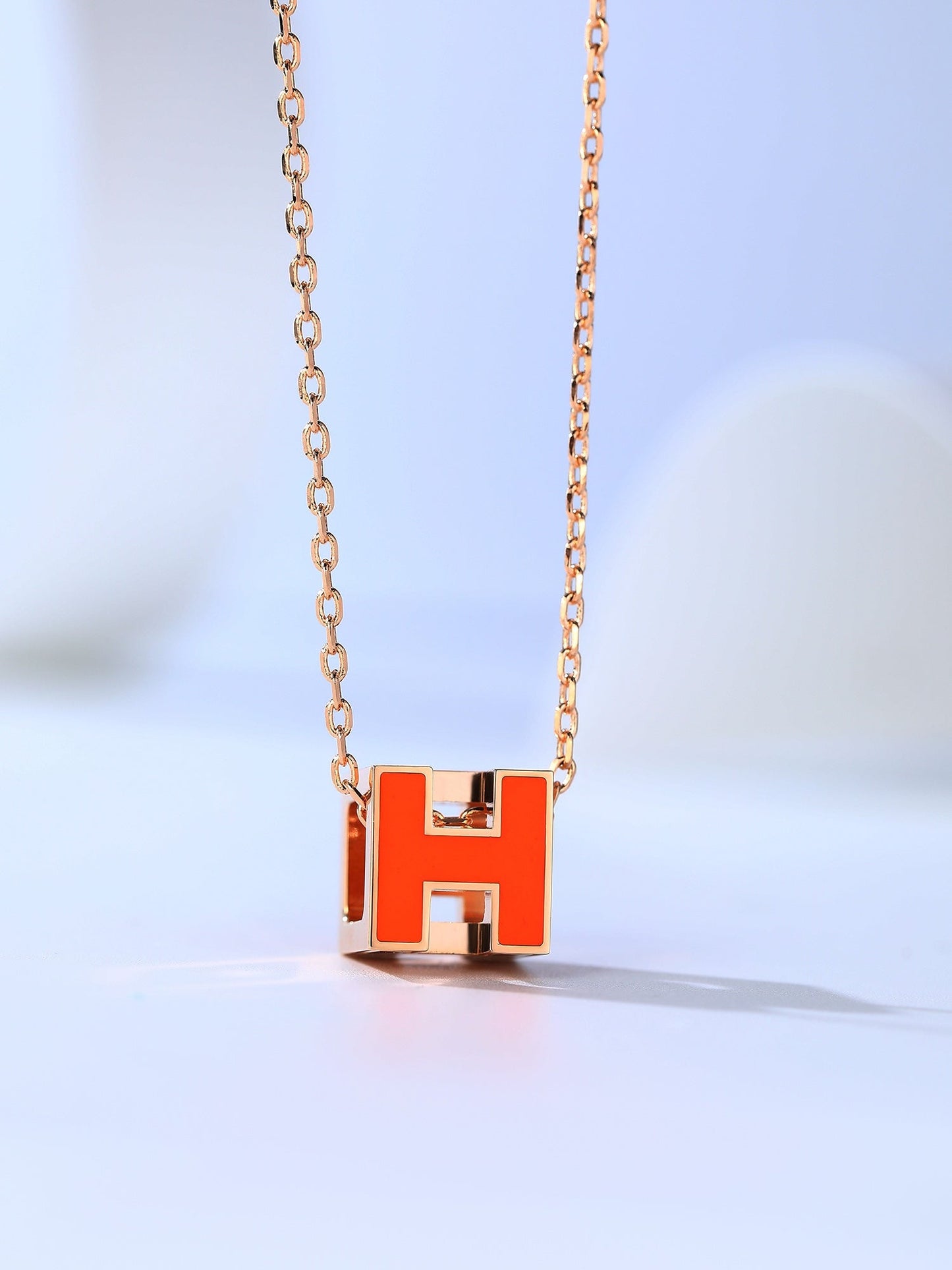 [Luxe Jewelry]H CAGE PINK GOLD NECKLACE