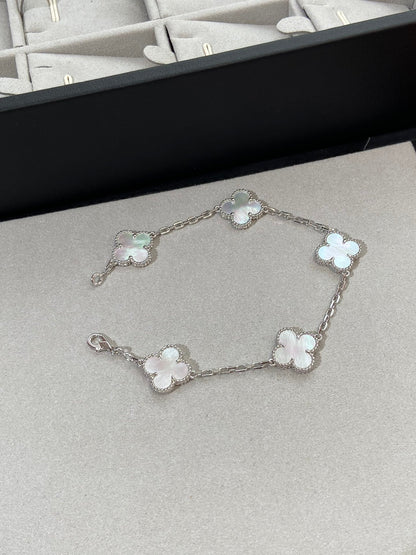 [Luxe Jewelry]CLOVER SILVER MOP 5 MOTIF BRACELET