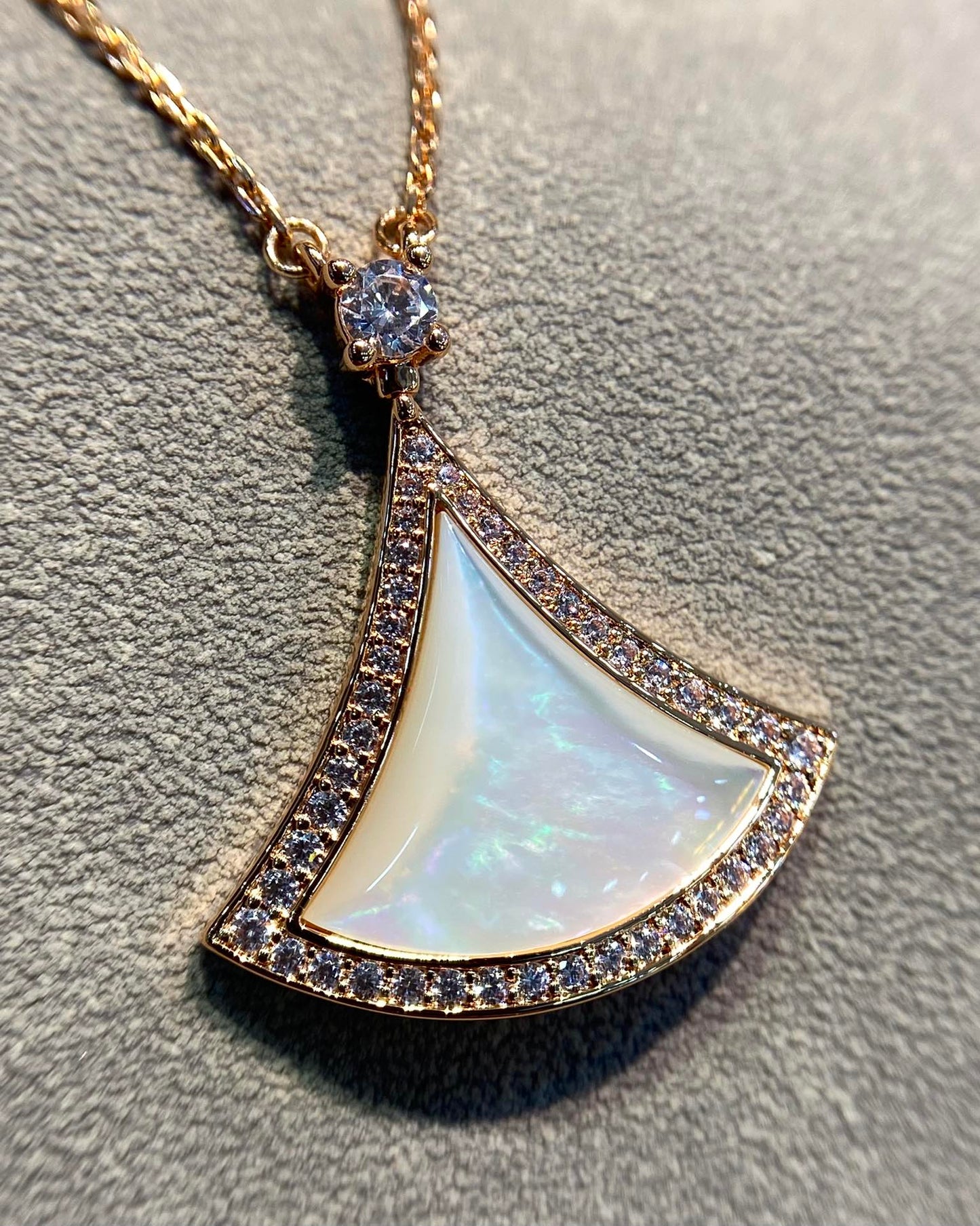[Luxe Jewelry]DREAM MOP DIAMOND PAVED PINK GOLD NECKLACE