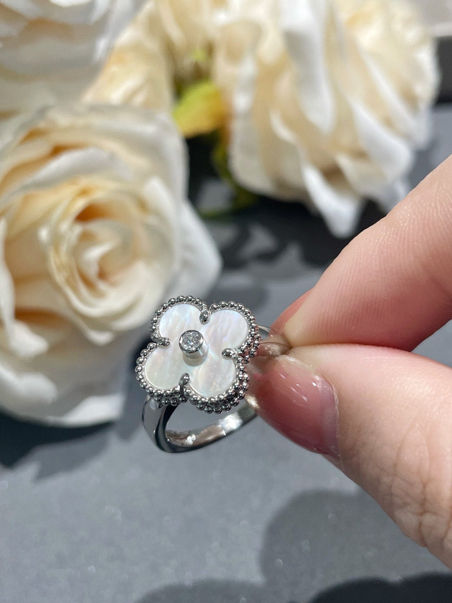 [Luxe Jewelry]CLOVER SILVER MOP DIAMOND RING