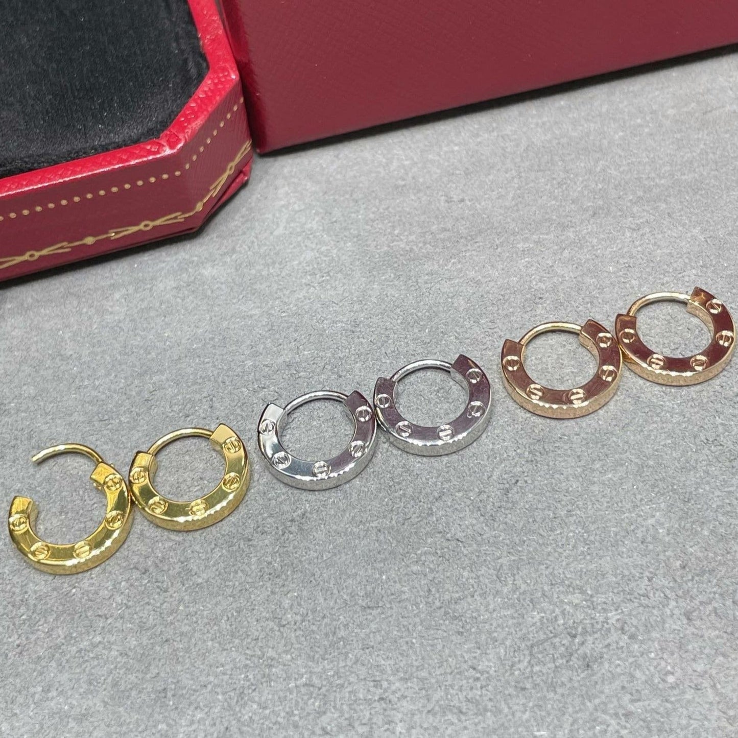 [Luxe Jewelry]LOVE MINI EARRINGS